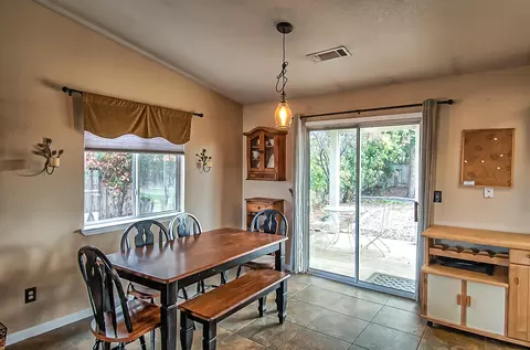 1691 Stetson Way, Redding, CA 96003 photo 8