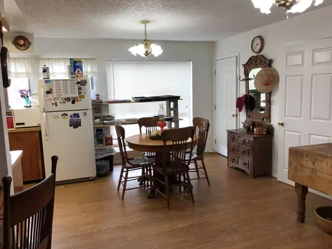7577 White Birch Ln, Redding, CA 96002 photo 14