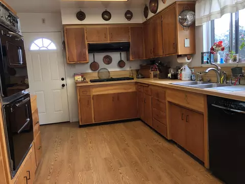 7577 White Birch Ln, Redding, CA 96002 photo 10