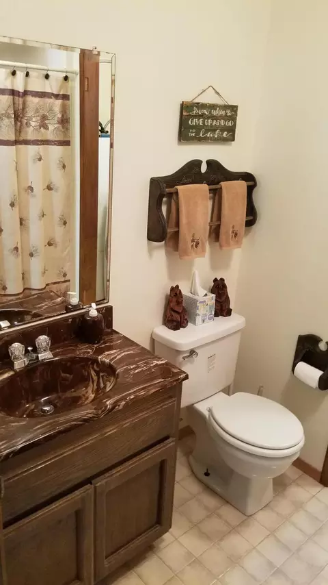 220 N Lakeview Dr, Trinity Center, CA 96091 photo 25