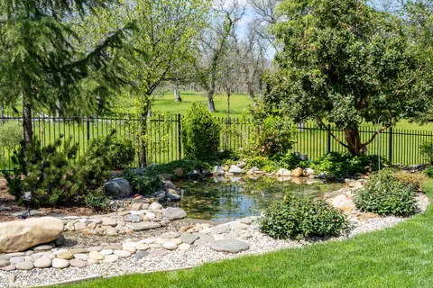 19533 San Vincente Dr, Redding, CA 96003 photo 96
