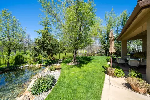 19533 San Vincente Dr, Redding, CA 96003 photo 86