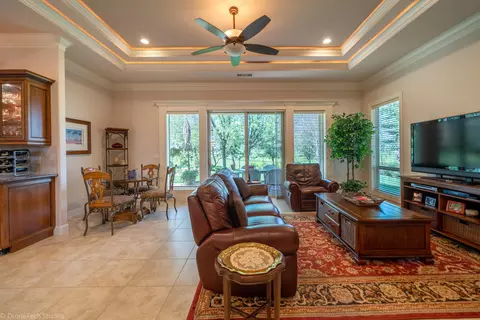 19533 San Vincente Dr, Redding, CA 96003 photo 9