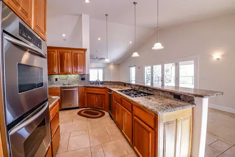 13777 Peace Valley Ln, Redding, CA 96003 photo 13