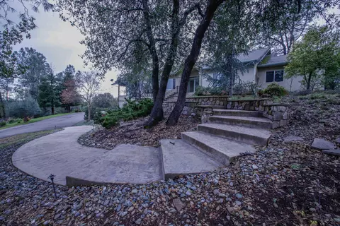 13777 Peace Valley Ln, Redding, CA 96003 photo 49