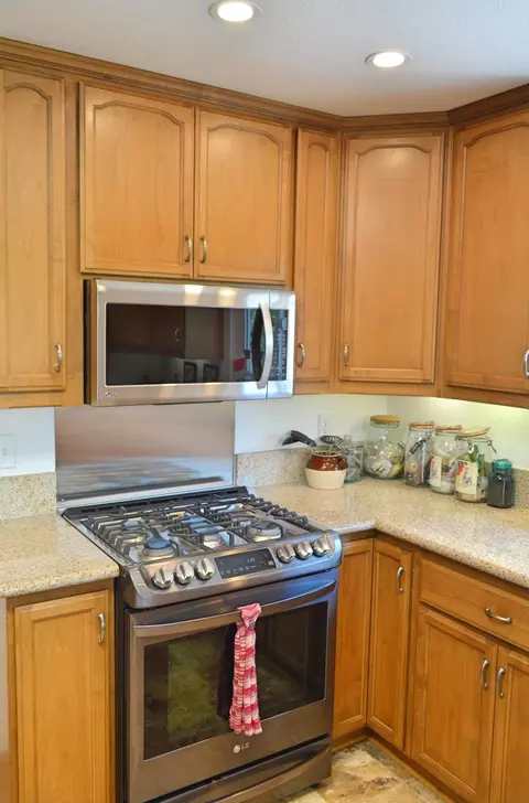 4035 St Nicholas Ave, Redding, CA 96003 photo 5