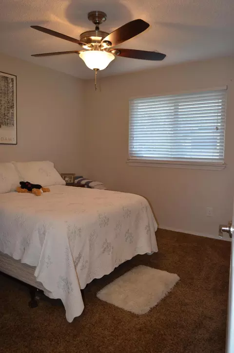4035 St Nicholas Ave, Redding, CA 96003 photo 14