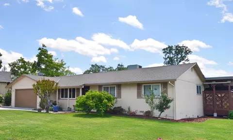 4035 St Nicholas Ave, Redding, CA 96003 photo 1
