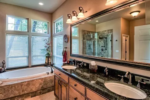 13330 Tierra Heights Rd, Redding, CA 96003 photo 29