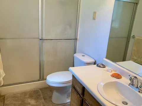 19755 Paso Robles Ave, Redding, CA 96003 photo 17