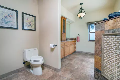 19336 Hill St, Anderson, CA 96007 photo 35