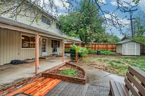 681 Terrace Dr, Redding, CA 96002 photo 32