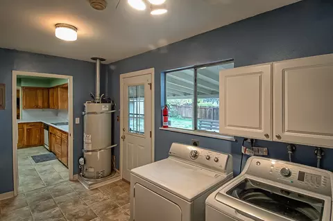 681 Terrace Dr, Redding, CA 96002 photo 18