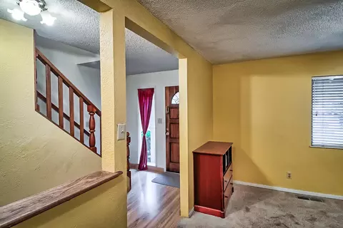 681 Terrace Dr, Redding, CA 96002 photo 5