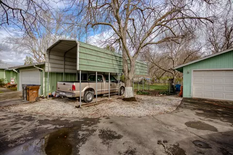 21285 Shelly Ln, Anderson, CA 96007 photo 9