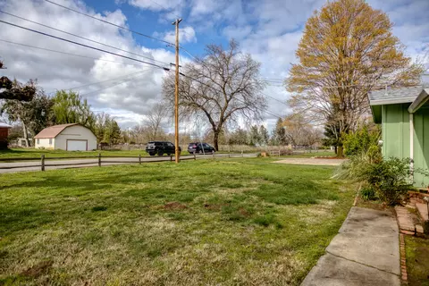 21285 Shelly Ln, Anderson, CA 96007 photo 14