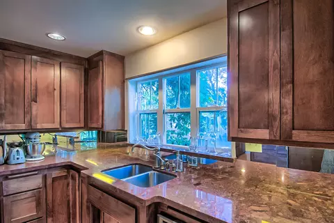 15726 Mountain Shadows Dr, Redding, CA 96001 photo 10