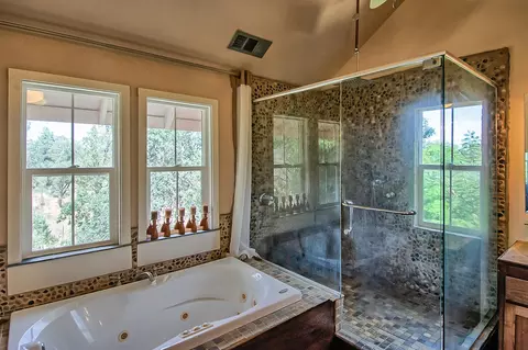 15726 Mountain Shadows Dr, Redding, CA 96001 photo 20