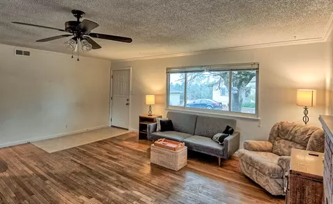 1234 Riviera Dr, Redding, CA 96001 photo 4