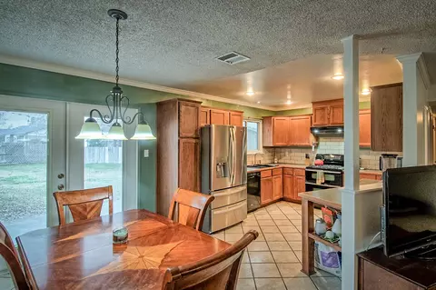 1234 Riviera Dr, Redding, CA 96001 photo 8