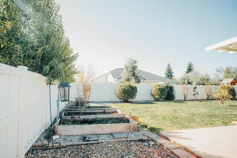 2379 Marlene Ave, Redding, CA 96002 photo 26