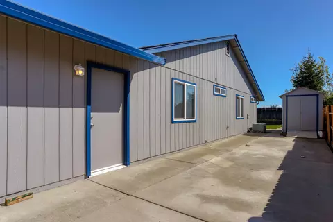 1933 Airstrip Rd, Redding, CA 96003 photo 32