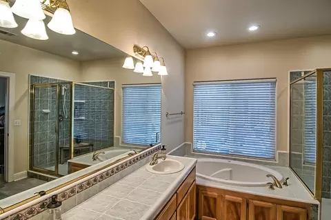 2275 Allegheny Ct, Redding, CA 96001 photo 19
