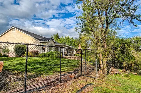 2275 Allegheny Ct, Redding, CA 96001 photo 31