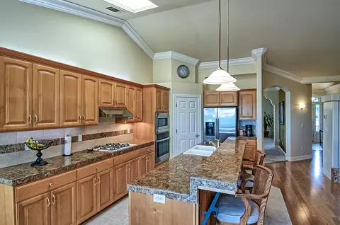 2275 Allegheny Ct, Redding, CA 96001 photo 9