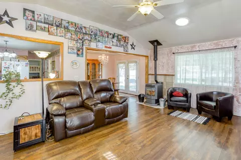 5901 Brenda Ln, Anderson, CA 96007 photo 7
