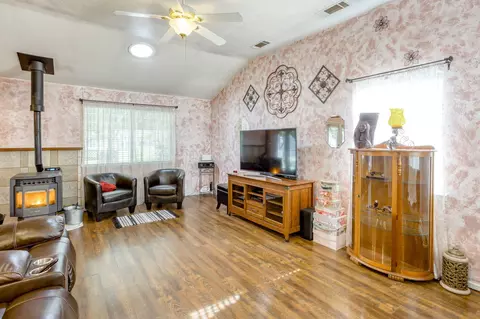 5901 Brenda Ln, Anderson, CA 96007 photo 11