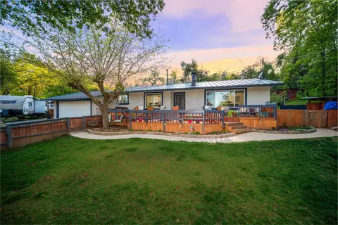 6930 Pine Dr, Anderson, CA 96007 photo 1