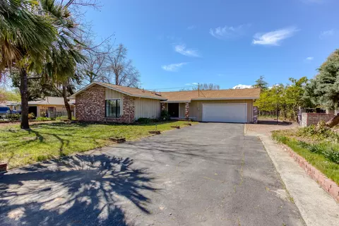 3108 Inez St, Redding, CA 96002 photo 2