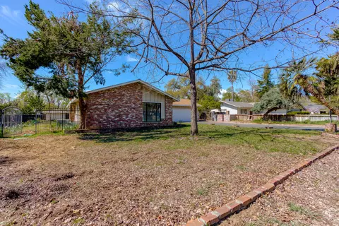 3108 Inez St, Redding, CA 96002 photo 4