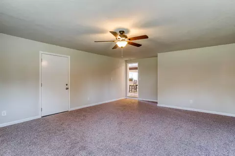 5904 Flying Mane Ln, Anderson, CA 96007 photo 17