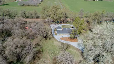 5904 Flying Mane Ln, Anderson, CA 96007 photo 8