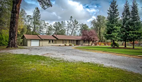 13403 Kings Way, Redding, CA 96003 photo 1