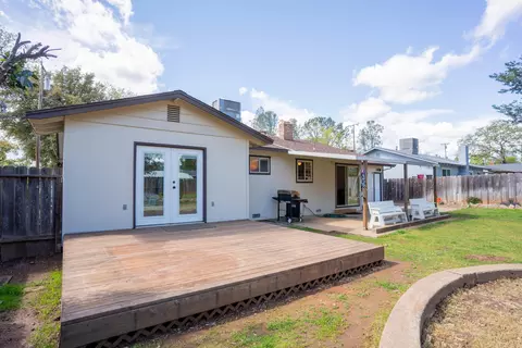 2101 Deerfield Ave, Redding, CA 96002 photo 25