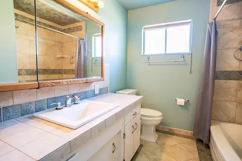 2101 Deerfield Ave, Redding, CA 96002 photo 14