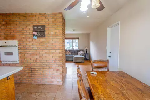2101 Deerfield Ave, Redding, CA 96002 photo 9