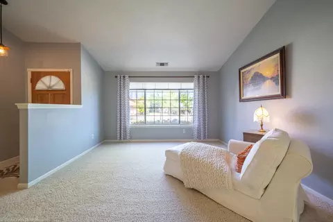 2738 Summerbreeze Pl, Redding, CA 96001 photo 4