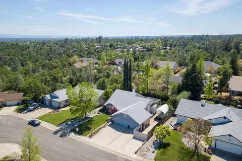 2738 Summerbreeze Pl, Redding, CA 96001 photo 50