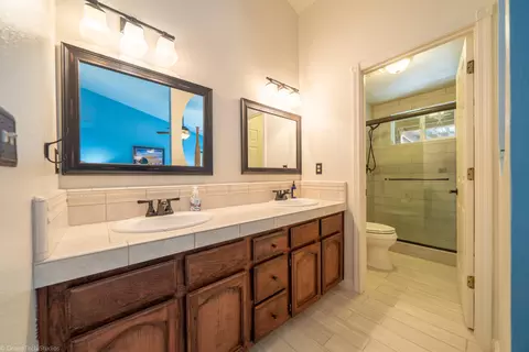 2738 Summerbreeze Pl, Redding, CA 96001 photo 24