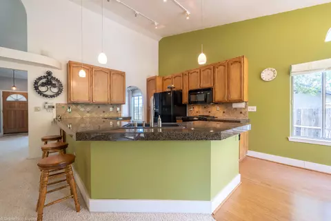 2738 Summerbreeze Pl, Redding, CA 96001 photo 17