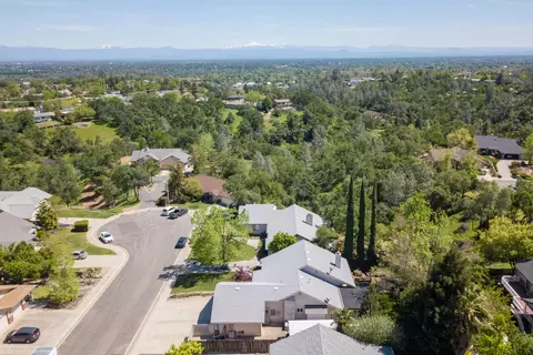 2738 Summerbreeze Pl, Redding, CA 96001 photo 47