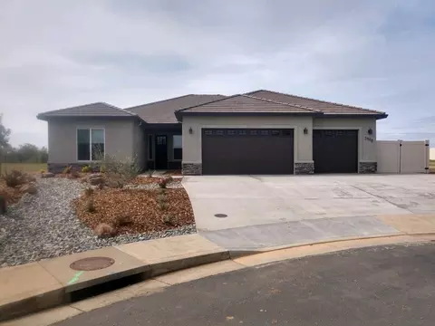 3908 Thomason Trl, Redding, CA 96002 photo 1
