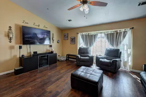 4649 Lofty Oak Dr, Redding, CA 96002 photo 6