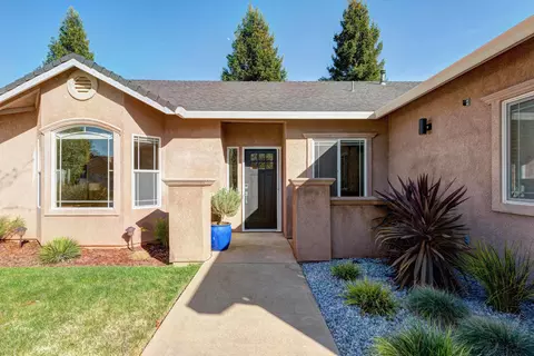 3465 Denali St, Redding, CA 96002 photo 4