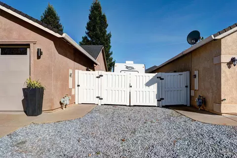 3465 Denali St, Redding, CA 96002 photo 41
