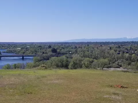 918 River Bend Rd, Redding, CA 96003 photo 11